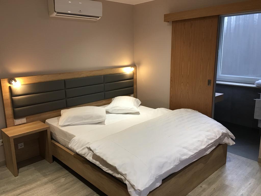 Auberge La Veranda Hesperange Eksteriør billede